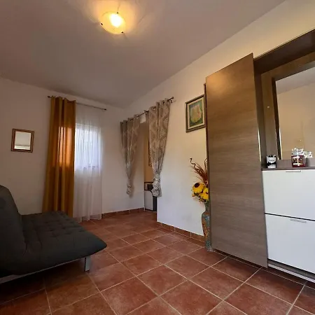 Nonno Bozo 1 Apartment Fazana